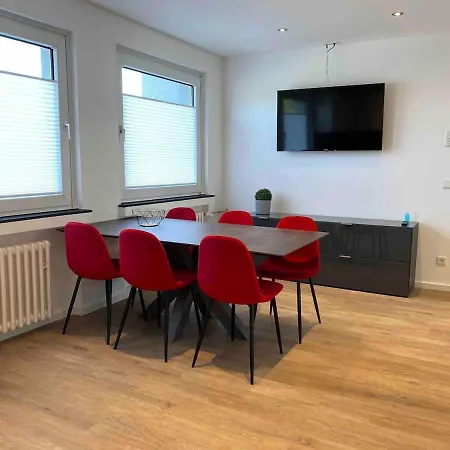 Apartmán Business-apartment Mit 3 Schlafzimmern Und Parkplatz - 8 Im 2 Og