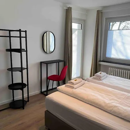 Business-apartment Mit 3 Schlafzimmern Und Parkplatz - 8 Im 2 Og * Neuss
