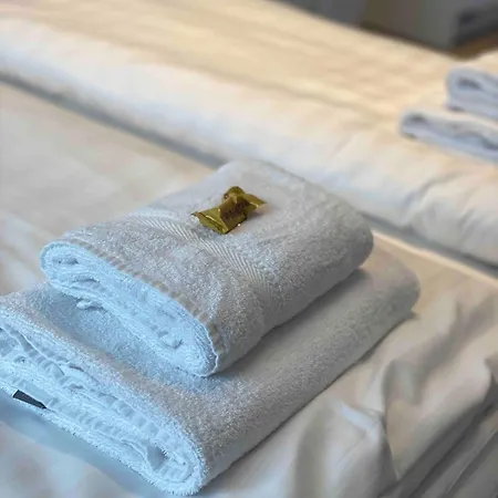 Apartmán Business-apartment Mit 3 Schlafzimmern Und Parkplatz - 8 Im 2 Og Neuss